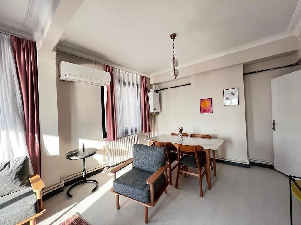 Wonder Homes 7- Ultra Luxury , 4Br, 2Ba Sea View Karakoey Istanbul